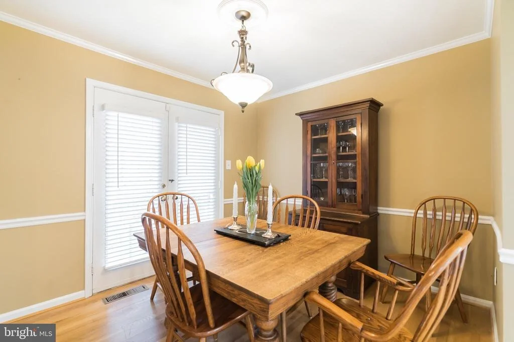 Photo of 8924 ROUNDLEAF WAY
