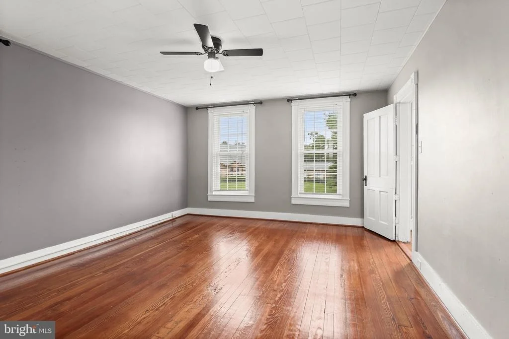 Photo of 1209 LINDEN AVENUE