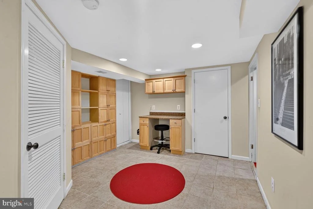 Photo of 10115 GATES AVENUE