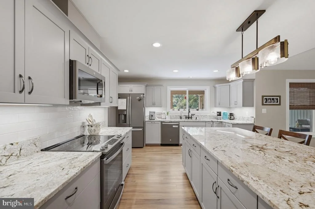 Photo of 295 KING LEAR DRIVE