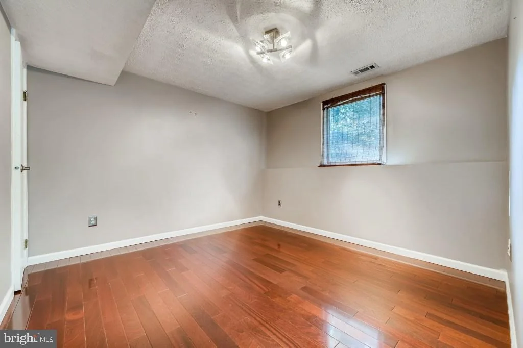 Photo of 7164 ATTIC WINDOW WAY