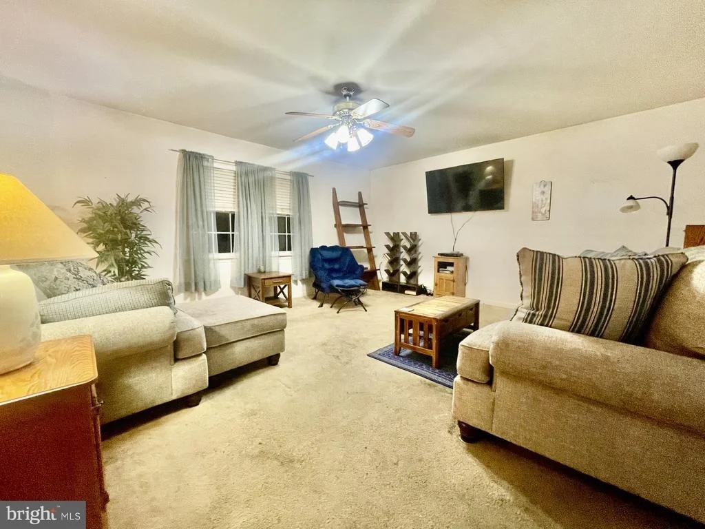Photo of 33 HIGHVIEW DRIVE
