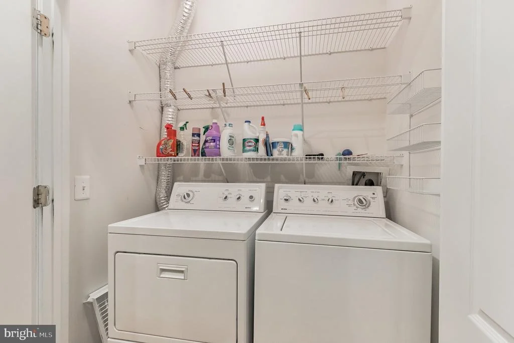 Photo of Unit 4 at 702 EMERALD WAY