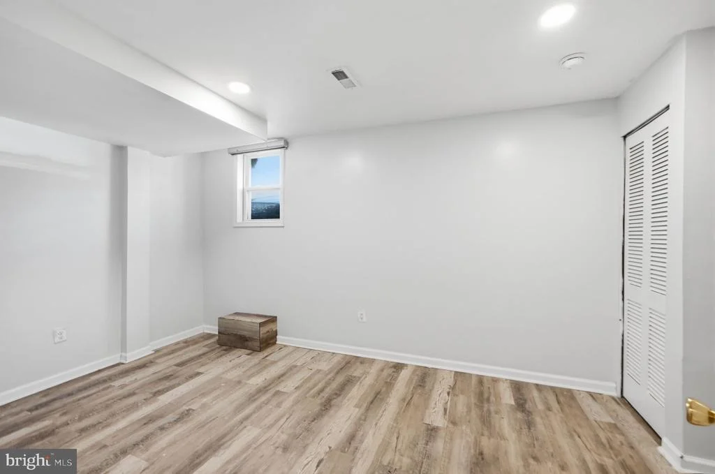 Photo of 1600 RAINBOW DRIVE