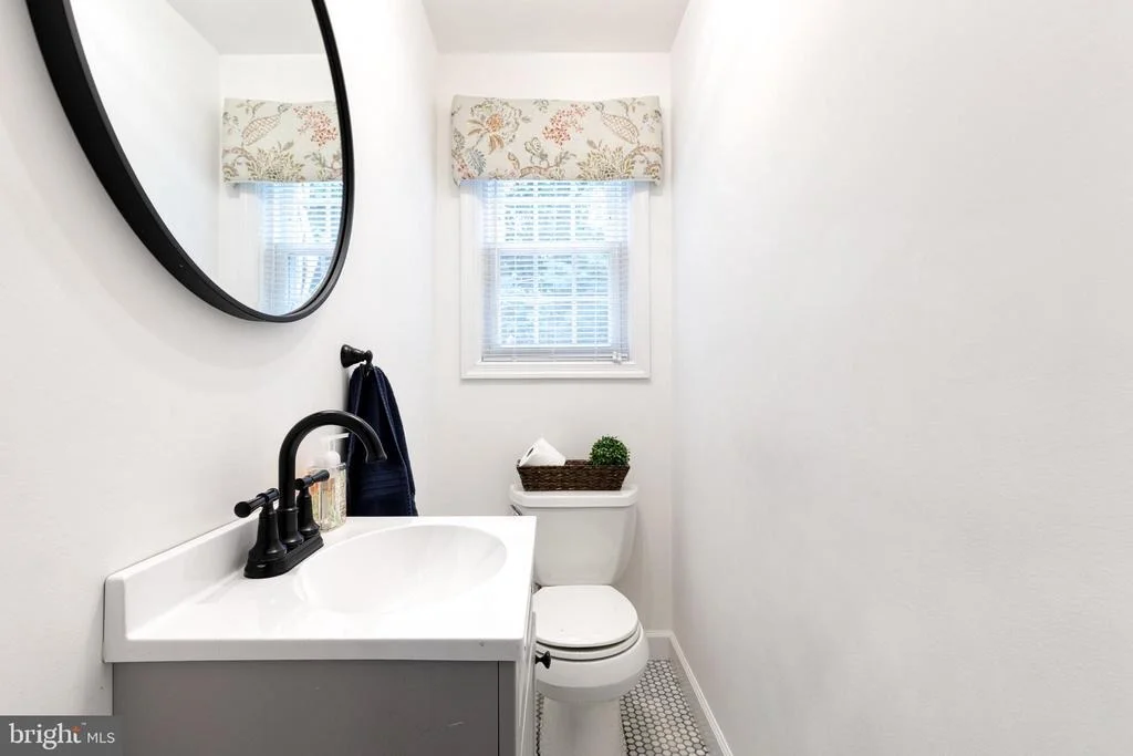 Photo of 533 BROOK ROAD