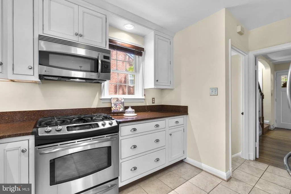 Photo of 28 DUNMORE ROAD
