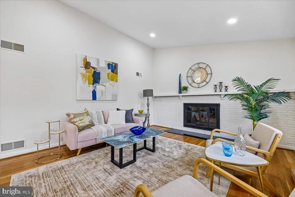 Photo of 1105 LAMBERTON DRIVE