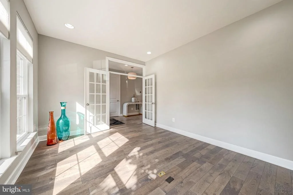 Photo of 44532 STEPNEY DRIVE
