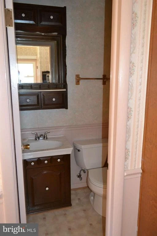 Photo of 113 TULIP DRIVE