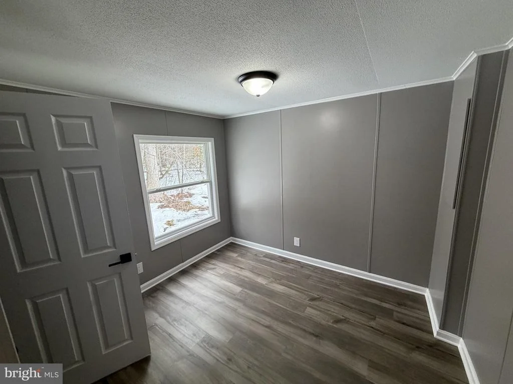 Photo of 135 COWHIDE CIRCLE