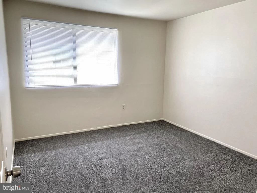 Photo of Unit 822D at 822 WINDSTREAM WAY