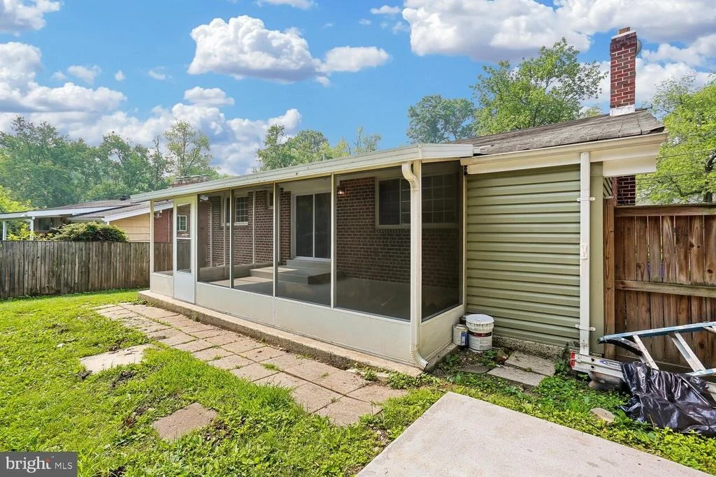 Photo of 811 KENBROOK DRIVE