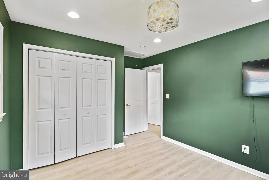 Photo of 2847 CARROLLTON ROAD