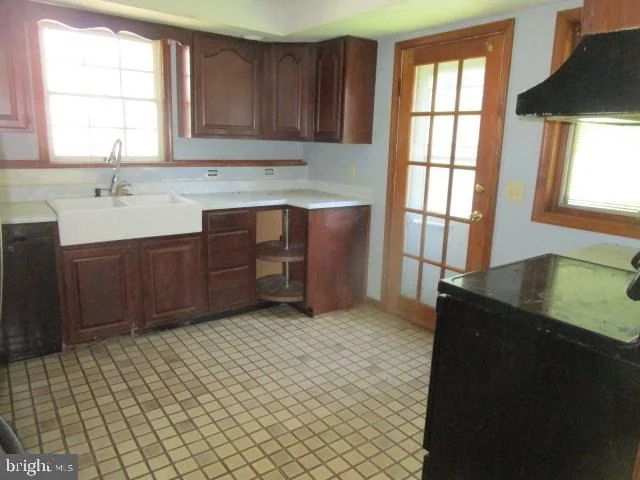 Photo of 214 BROAD STREET