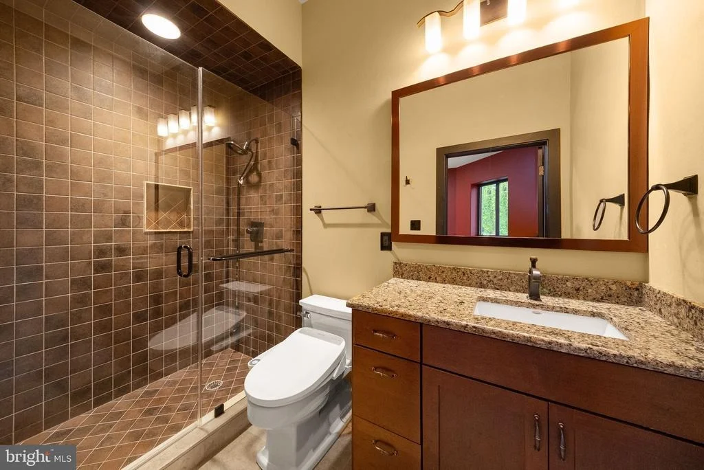 Photo of 8419 OVERLOOK STREET