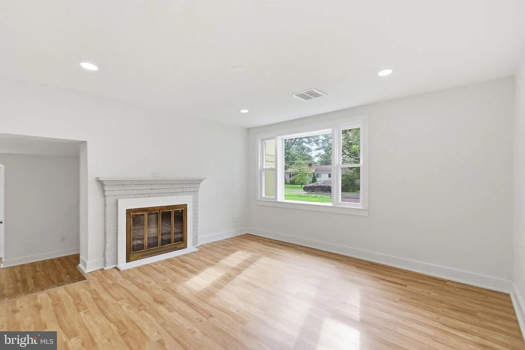 Photo of 6405 INWOOD DRIVE