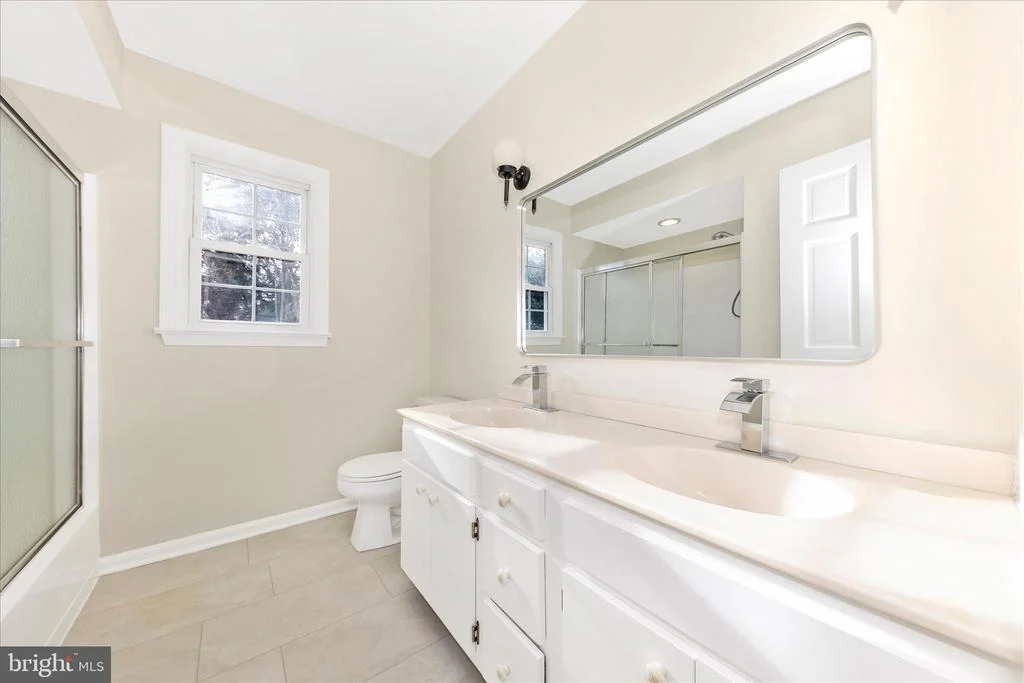 Photo of 5815 MEADOW DRIVE