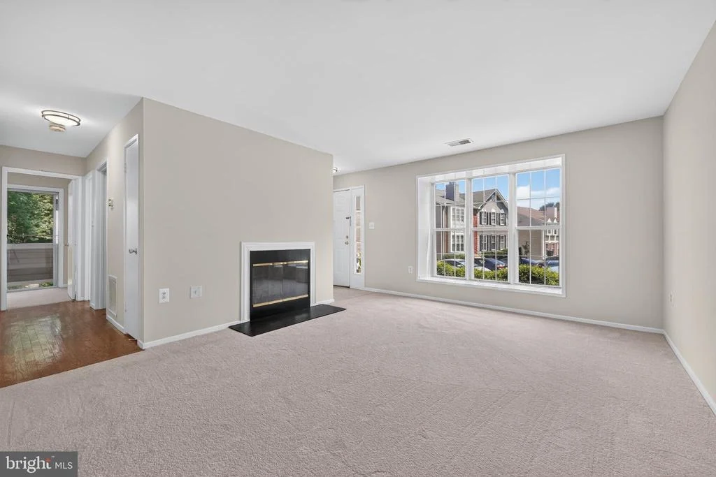 Photo of Unit B at 7710 LEXTON PLACE