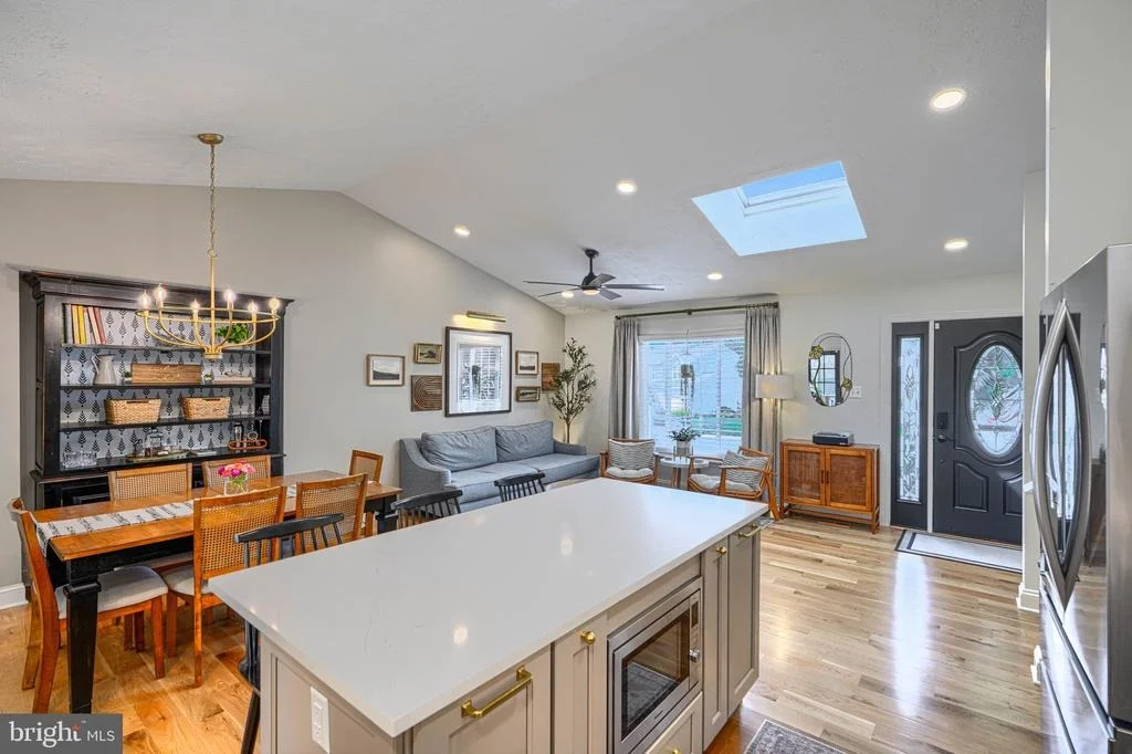 Photo of 1004 PEPPARD DRIVE