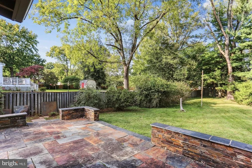Photo of 816 OLIVE DRIVE
