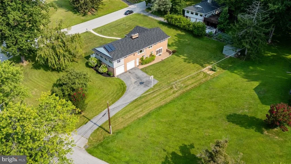 Photo of 2841 MONTCLAIR DRIVE