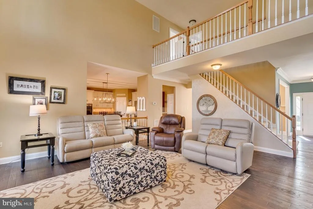 Photo of 17221 PICKWICK DRIVE