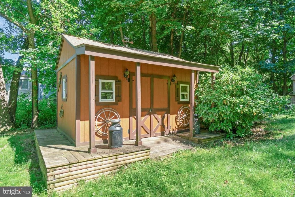 Photo of 25701 WRIGHT ROAD
