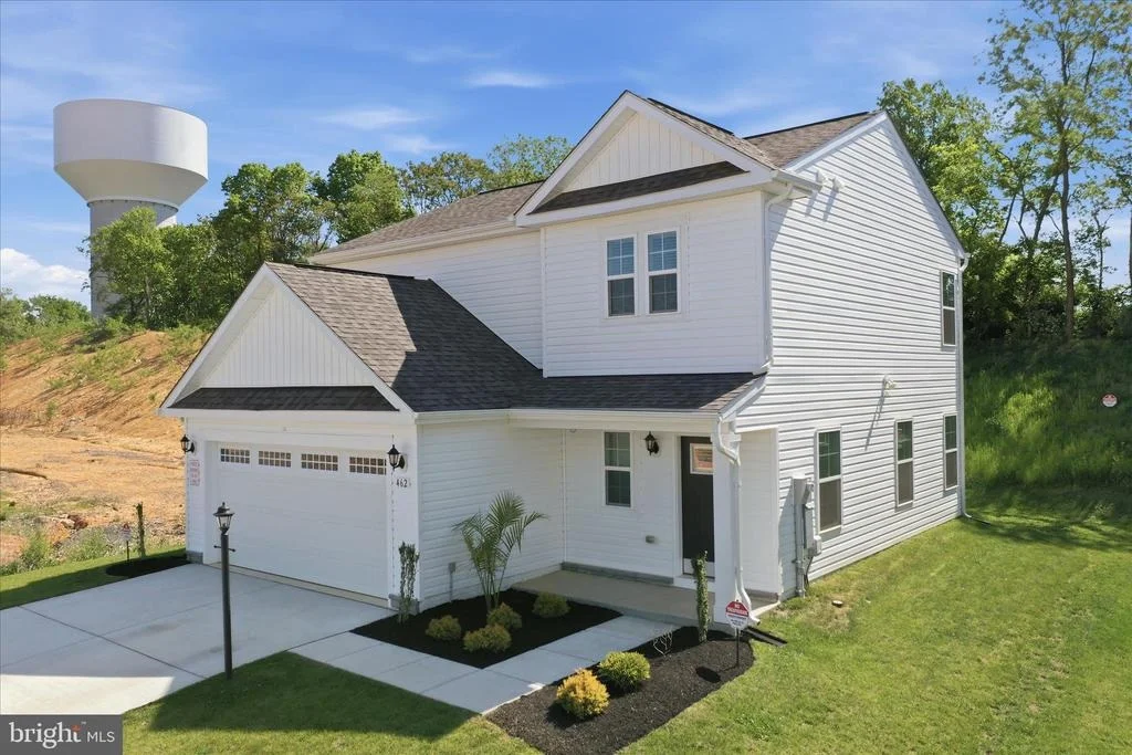 Photo of 462 LUDGATE MANOR