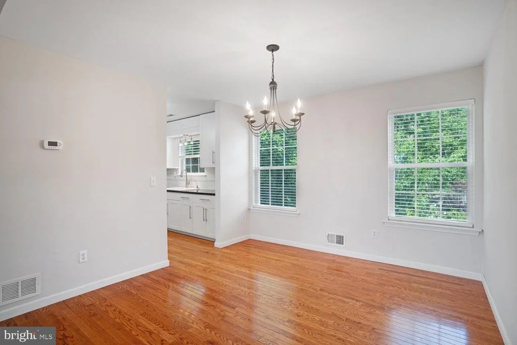Photo of 20 OCEAN BOULEVARD