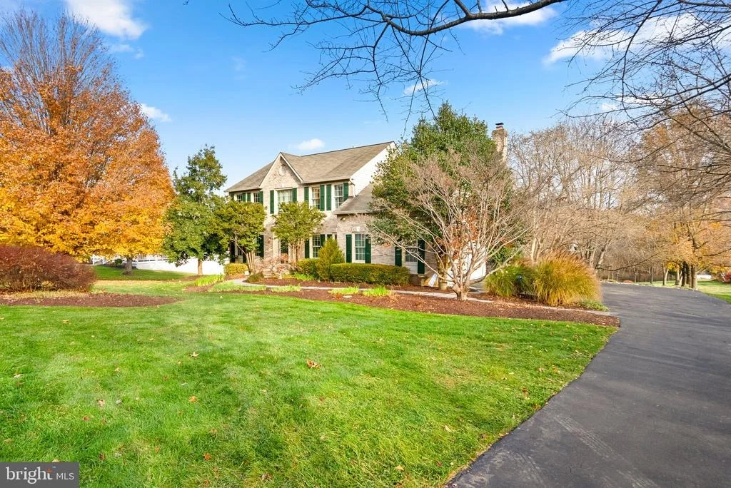 Photo of 9716 HUNTMASTER ROAD