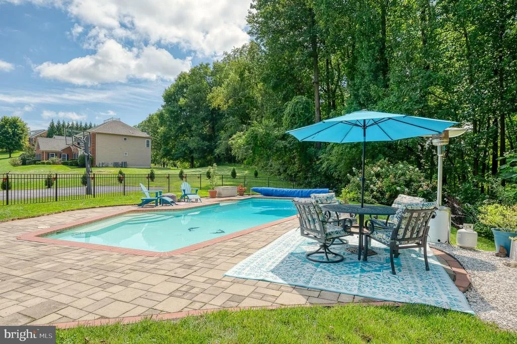Photo of 105 BOWER LANE