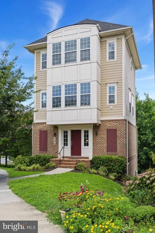 Photo of 304 PARKVIEW AVENUE