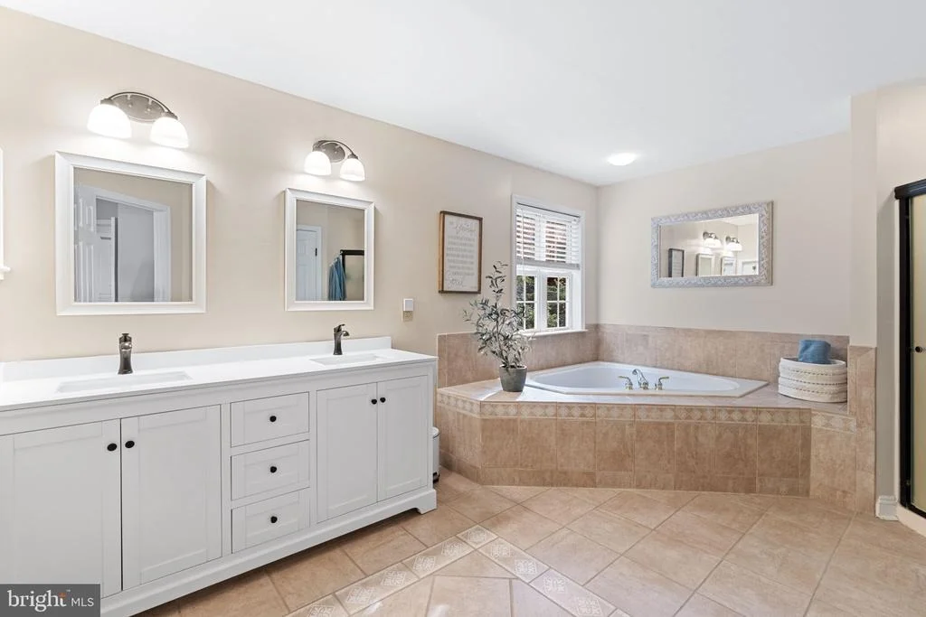 Photo of 3466 HIGHGROVE DRIVE