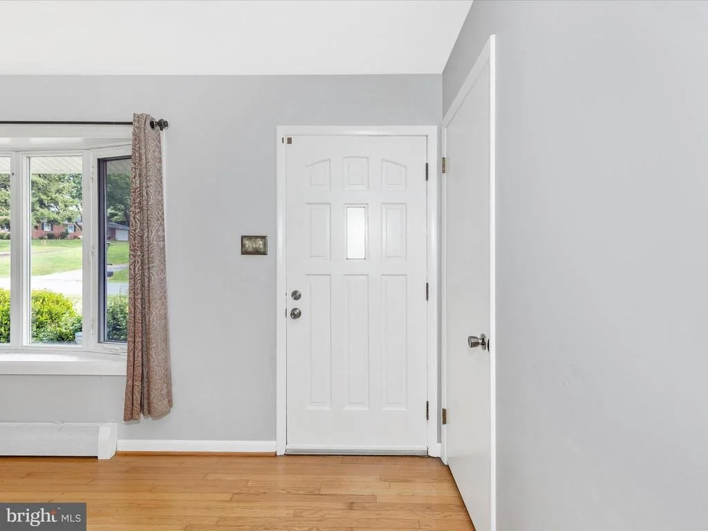 Photo of 22128 PIKESIDE DRIVE