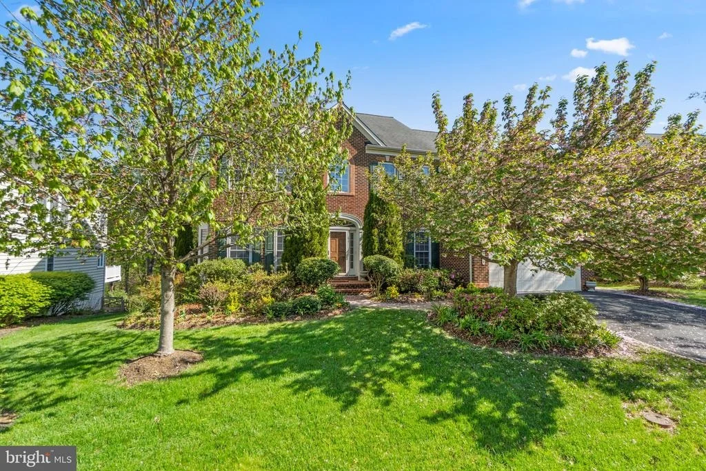 Photo of 9112 WHITMORE LANE