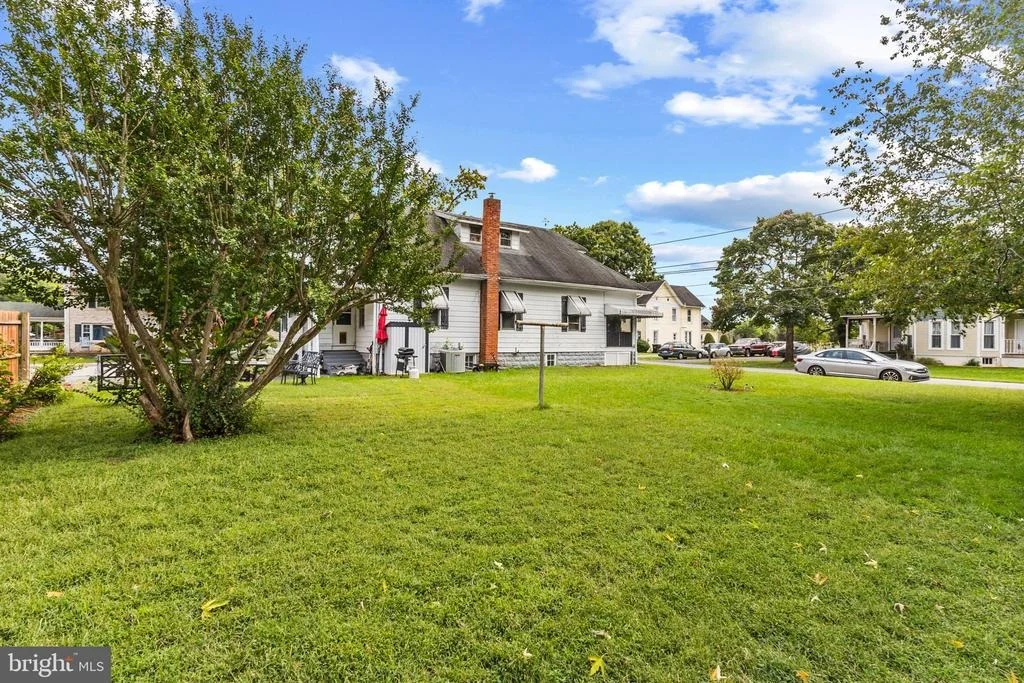Photo of 200 MAPLE AVENUE