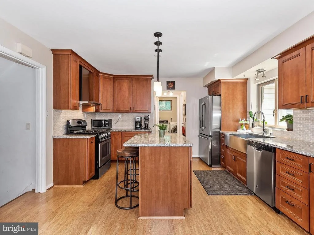 Photo of 600 WINONA COURT