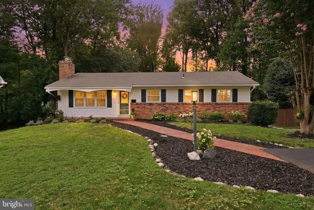Photo of 4300 LAMARRE DRIVE