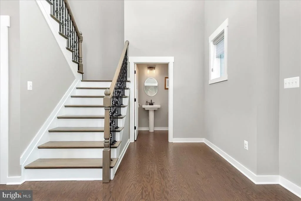 Photo of 7172 MEADOWBROOKE DRIVE