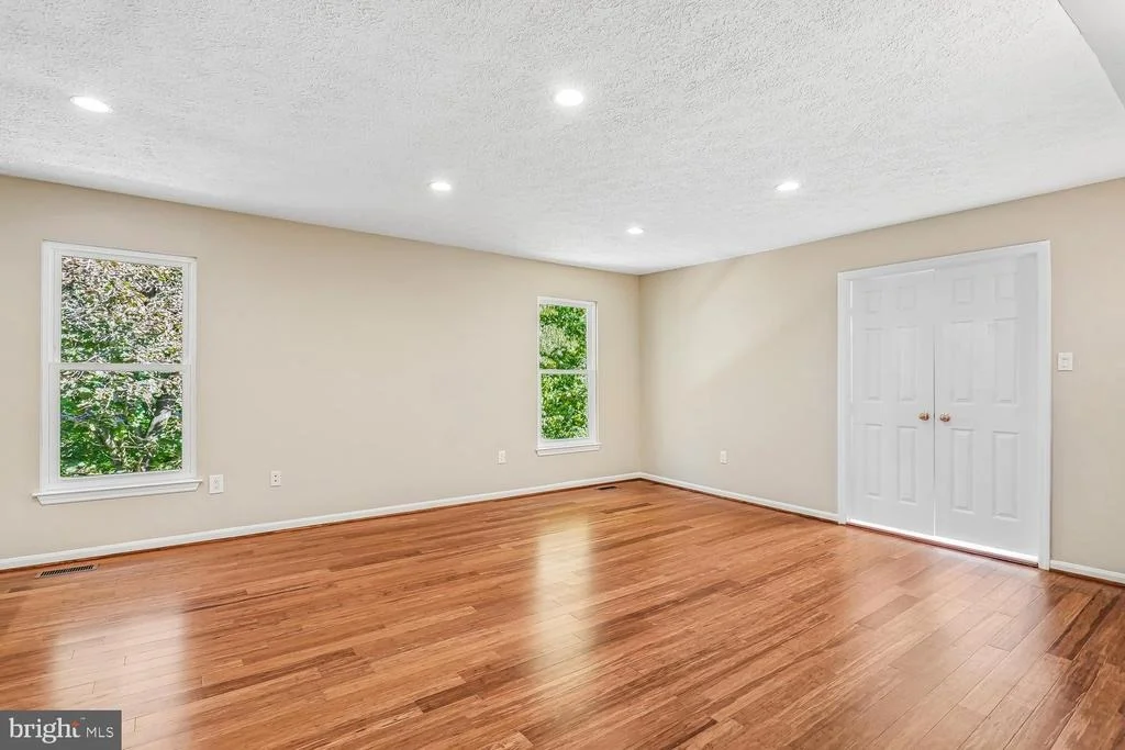 Photo of 11568 PARAMUS DRIVE