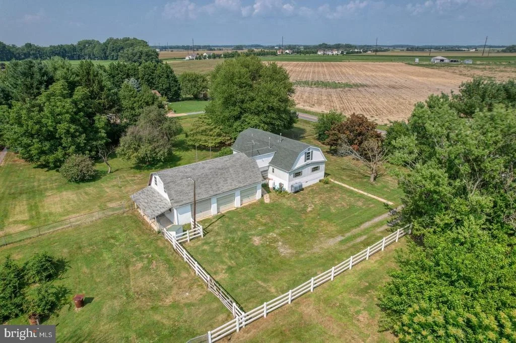 Photo of 2083 E DENNEYS ROAD