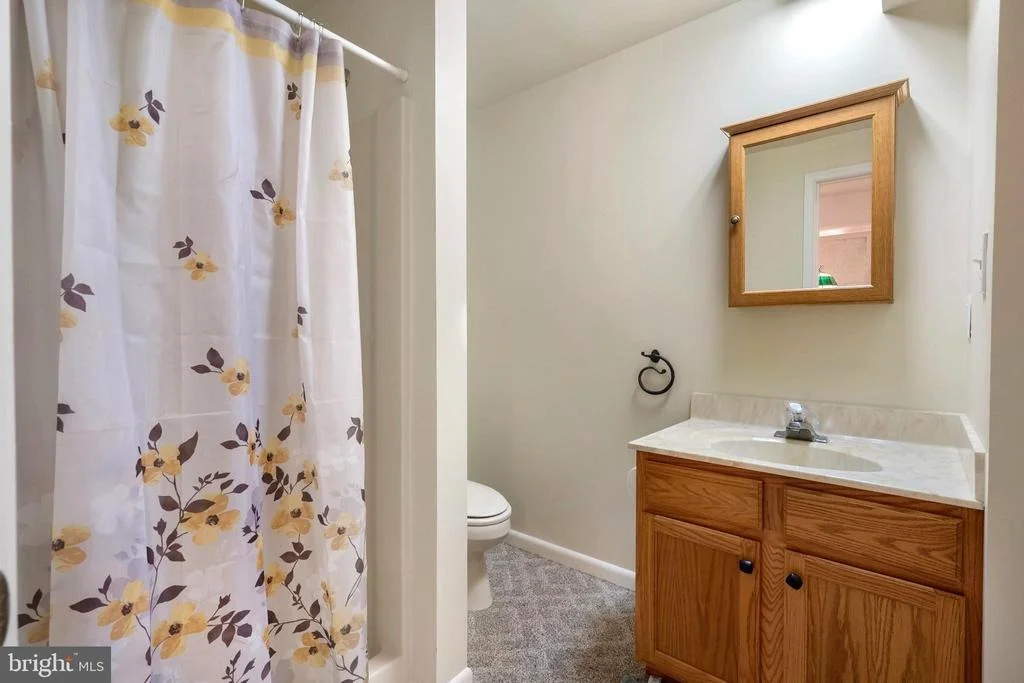 Photo of 955 STAYMAN DRIVE