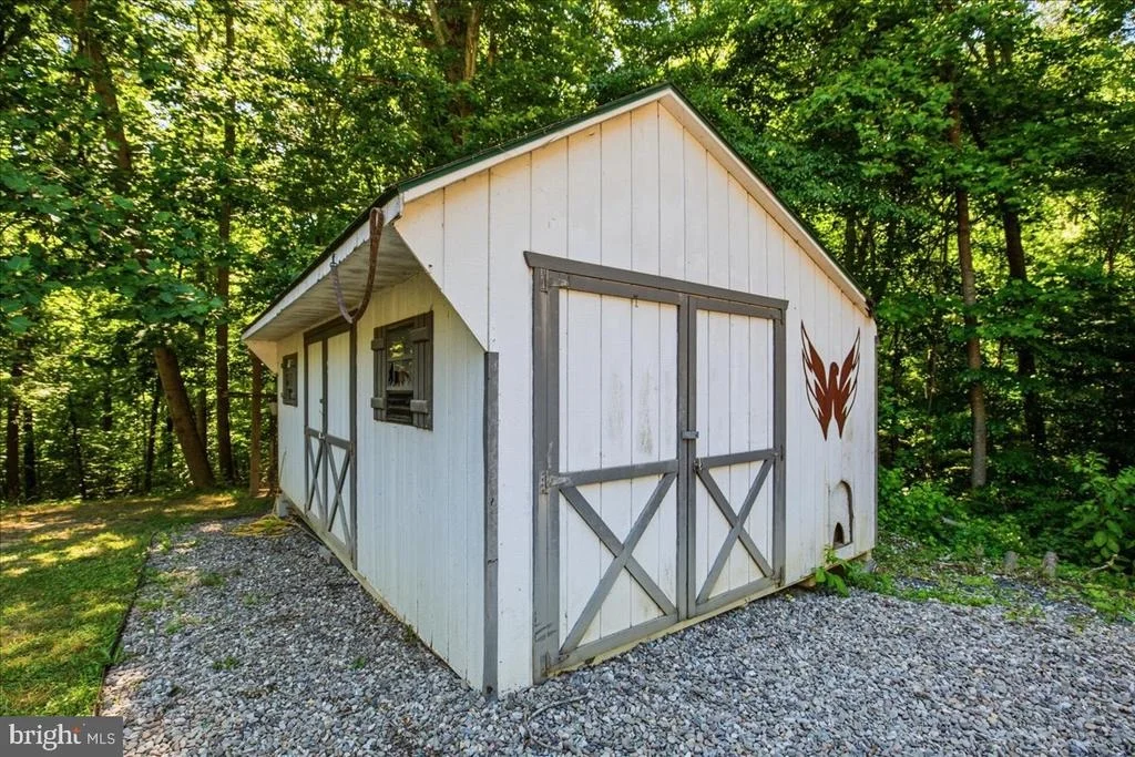Photo of 1610 AVERY ROAD