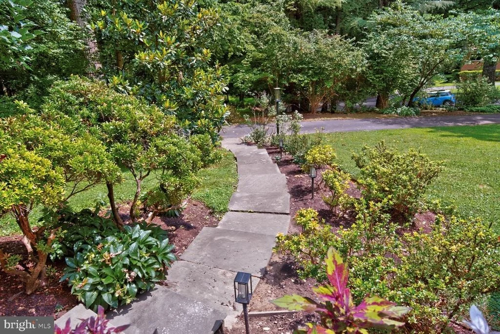 Photo of 1118 ORCHARD WAY