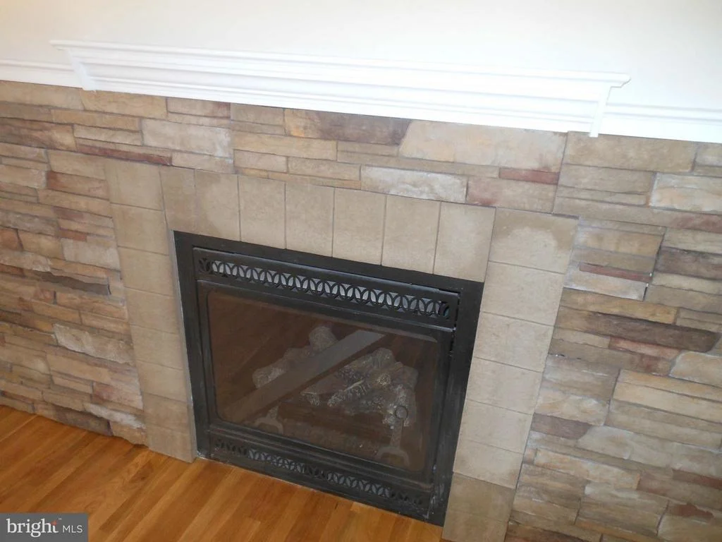 Photo of 3905 QUEEN MARY DRIVE