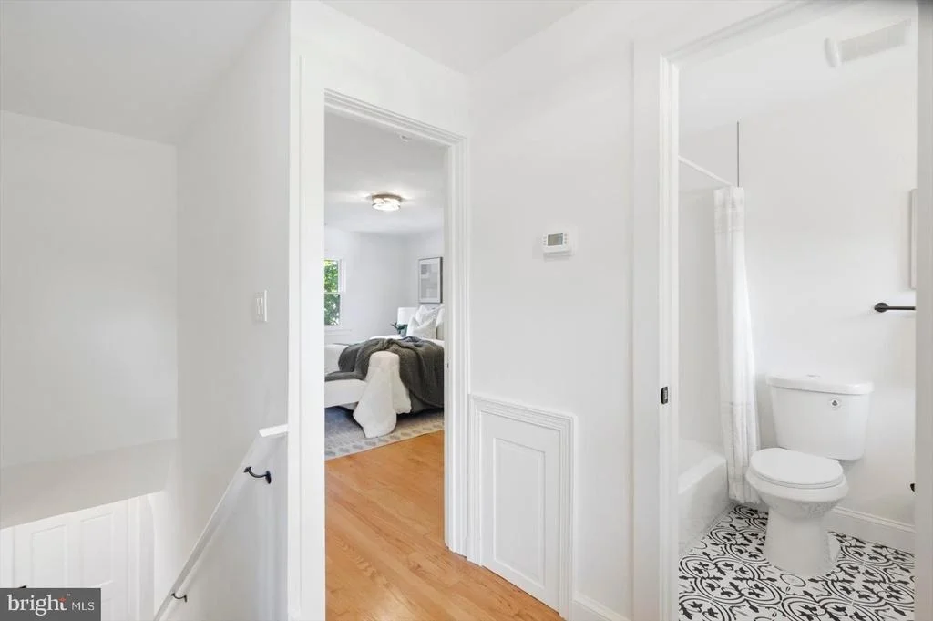Photo of 9424 COLESVILLE ROAD