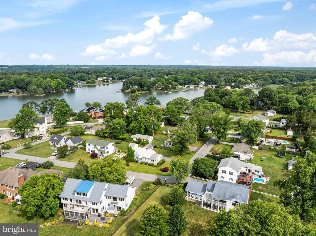 Photo of 812 BAY VIEW DRIVE