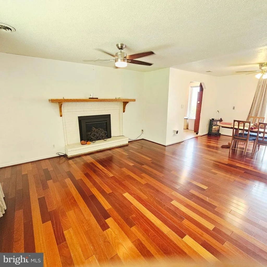 Photo of 36026 BAY DRIVE