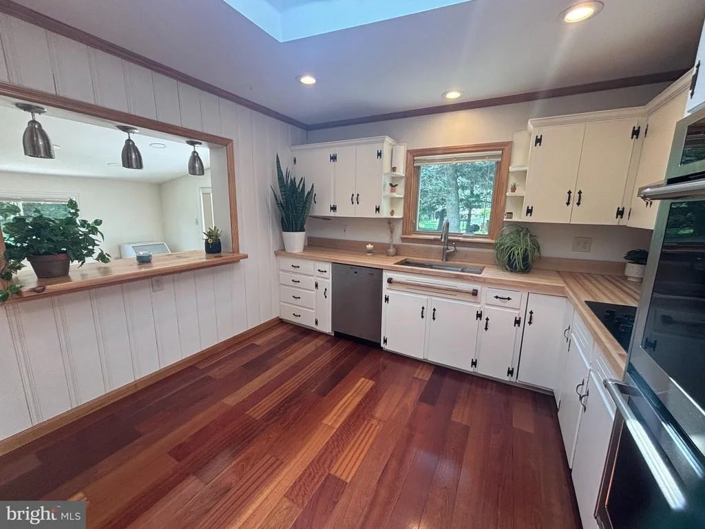 Photo of 201 MARSH DRIVE