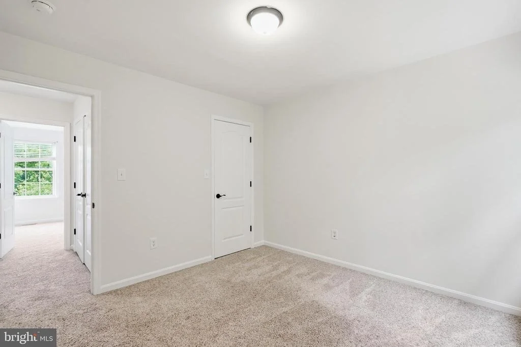 Photo of 5082 SPRINGHOUSE CIRCLE
